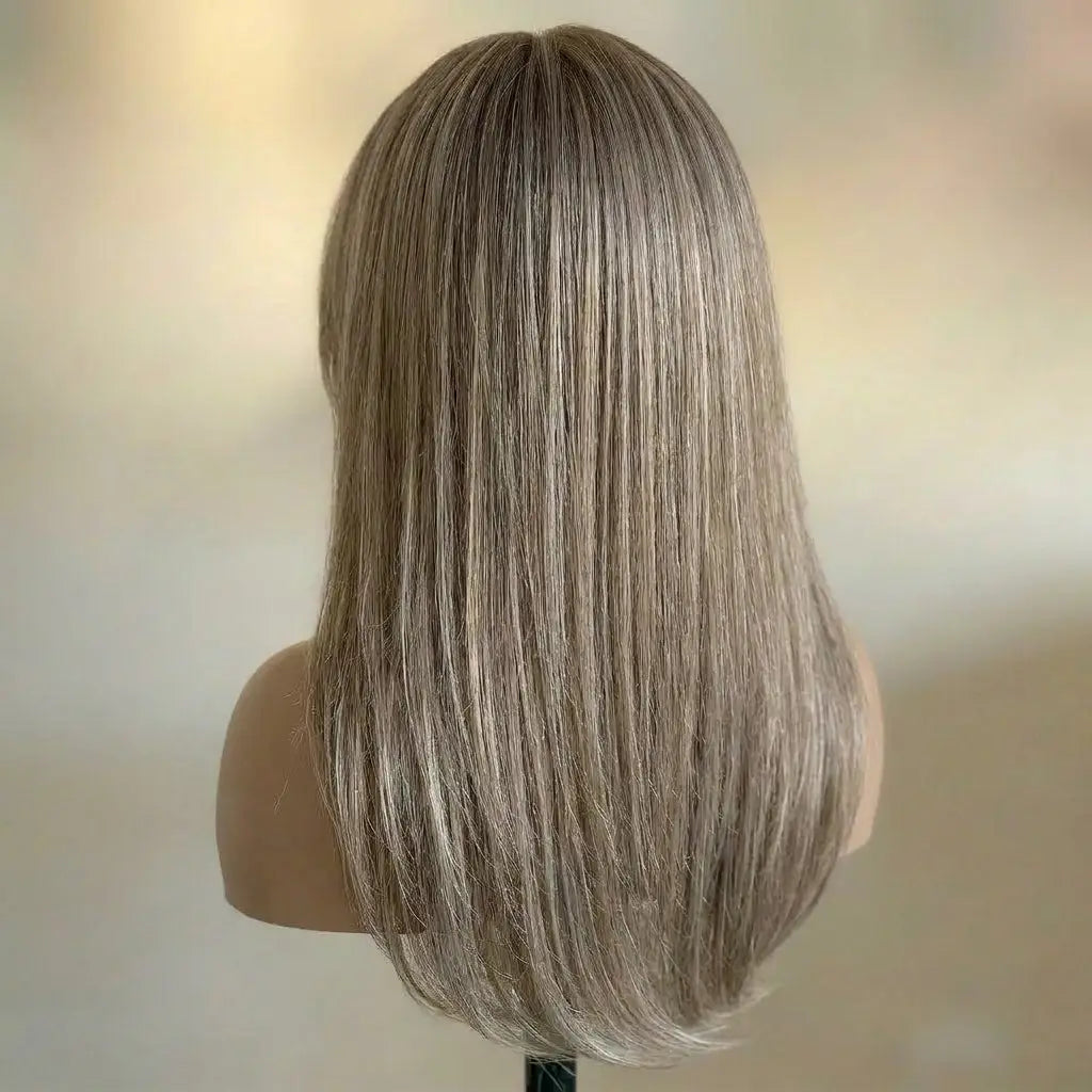 #color-ash-blonde-with-brown-roots