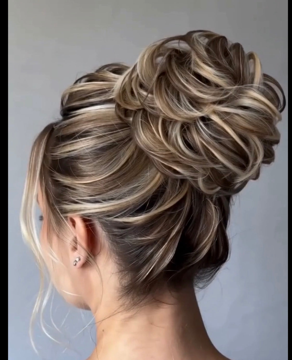 #color-brunette-ash-blonde