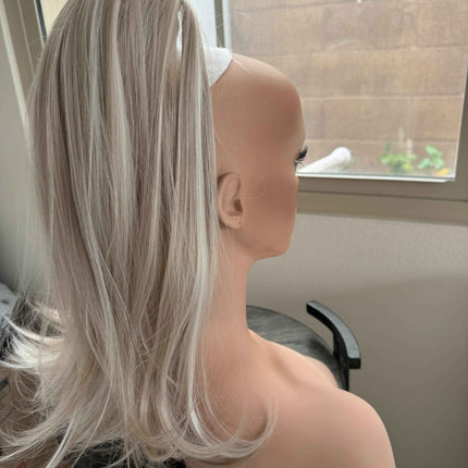 Tillstyle white blonde highlighted ponytail