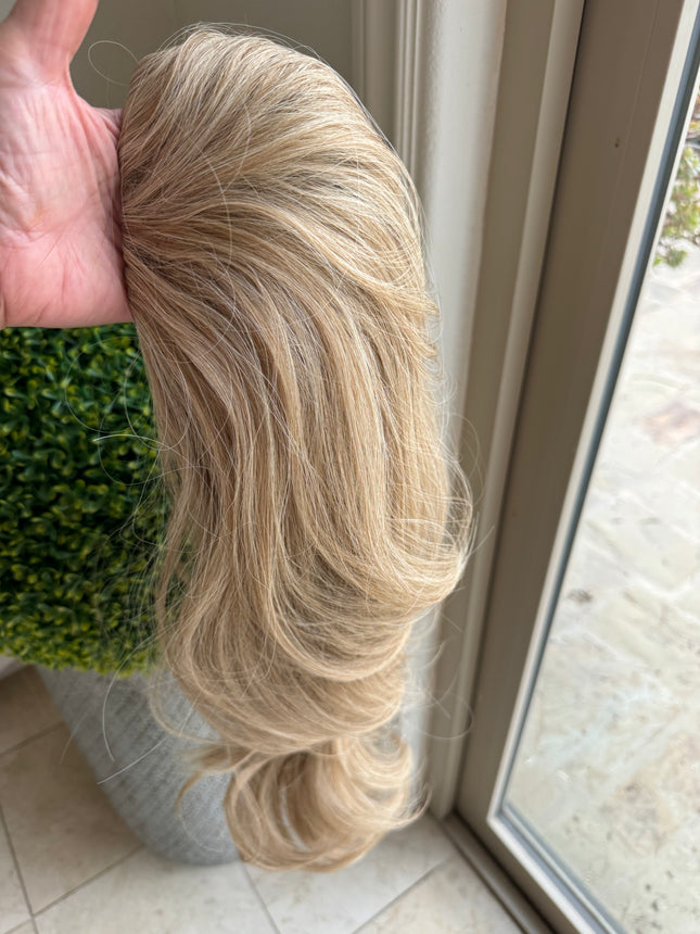 Tillstyle long wavy tied in half wig ash blonde with ombre blonde highlights water wave breathable base