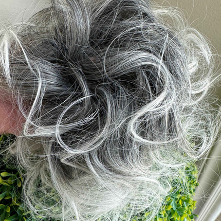 Tillstyle Grey bun salt and pepper