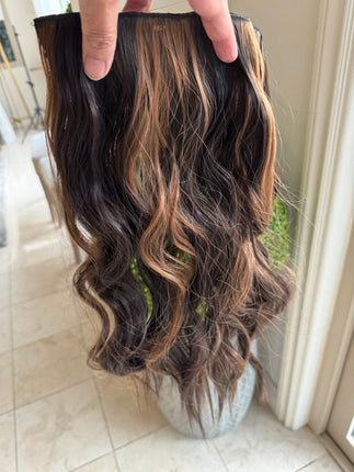 Till style brown highlighted loose body wave invisible wire hair extensions
