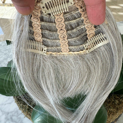 Tillstyle blonde grey large bangs