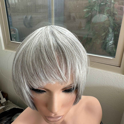 Tillstyle blonde grey large bangs