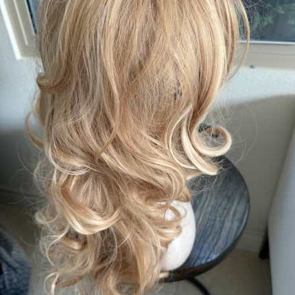 Tillstyle long  body wave wig blonde with highlights wig with bangs layered synthetic wig 22 inches