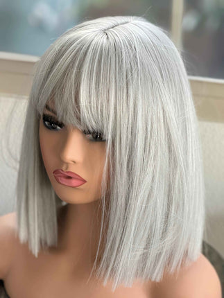 Tillstyle light grey silver bob  wig with curtain bangs