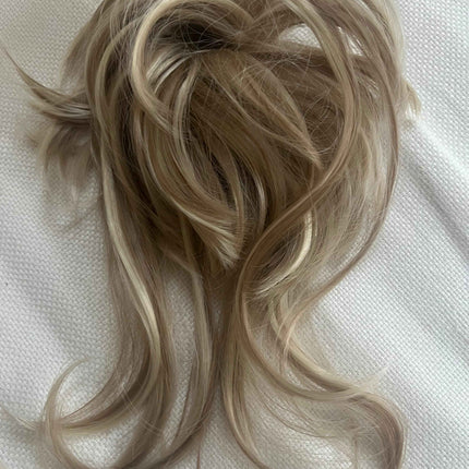 Tillstyle elastic hairbun scrunchie hair piece for women with long bangs bleach blonde ombre highlights