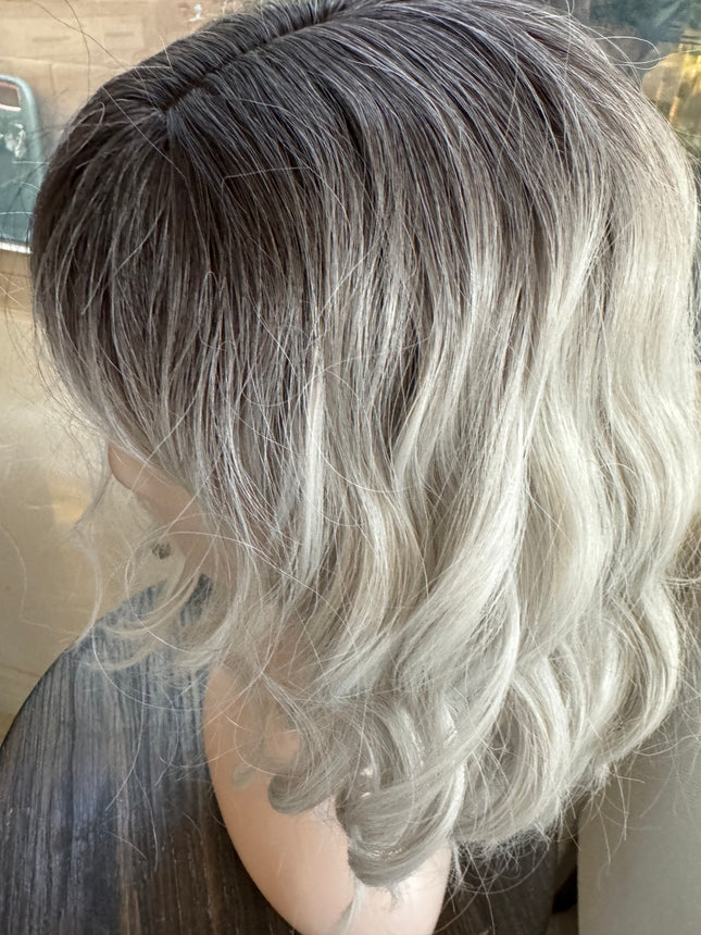 Tillstyle short  silver grey bob wigs for women loose body wave air bangs  synthetic premium fibre