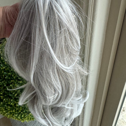 Tillstyle grey /white ends curly claw clip ponytail