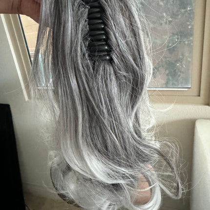 Tillstyle salt and pepper dark grey claw clip ponytail