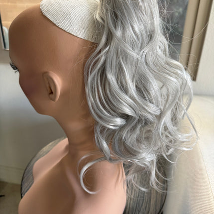 Tillstyle  white silver grey clip in ponytail claw clip pony tail