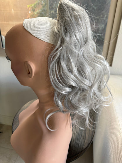 Tillstyle  white silver grey clip in ponytail claw clip pony tail