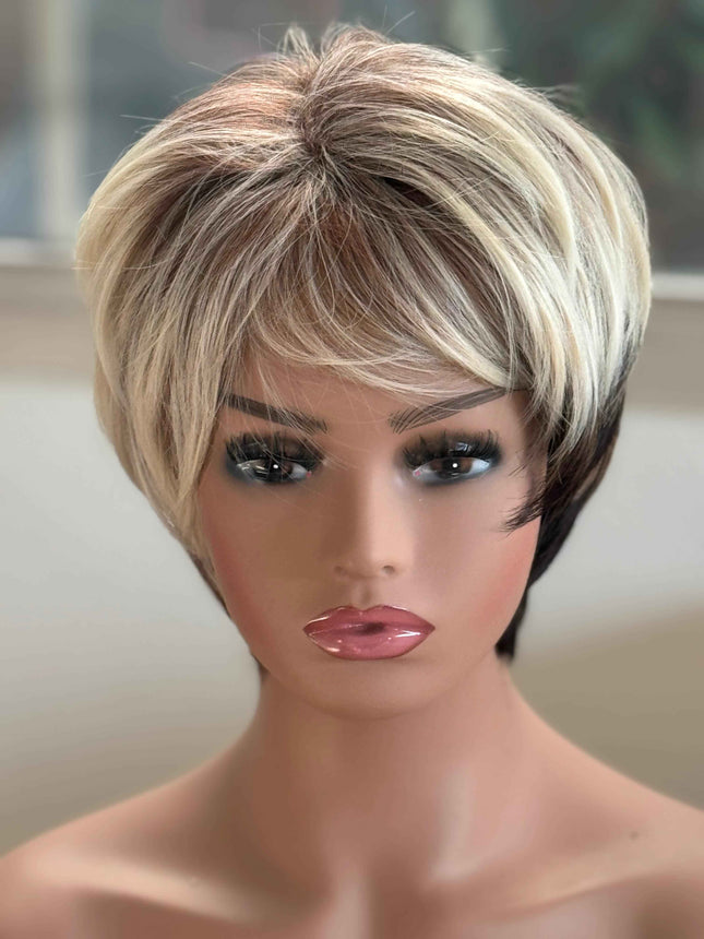 Tillstyle blonde short layered wig