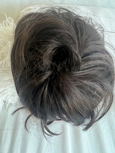 Tillstyle elastic hairbun scrunchie with bangs hair piece dark brown with lighter brown highlights