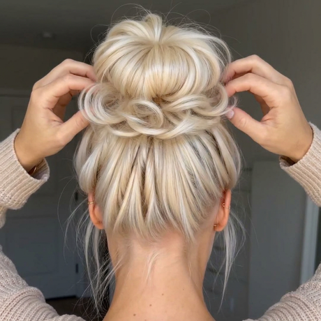 #blonde-with-light-blonde-highlights