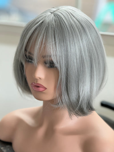 Tillstyle straight grey wig with bangs