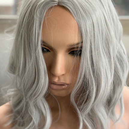 Tillstyle white silver grey wig for women loose body wave layered short wig bob wig premium synthetic fibre