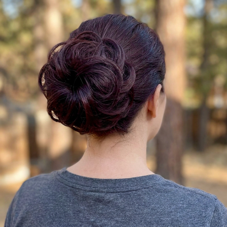 #color-burgundy