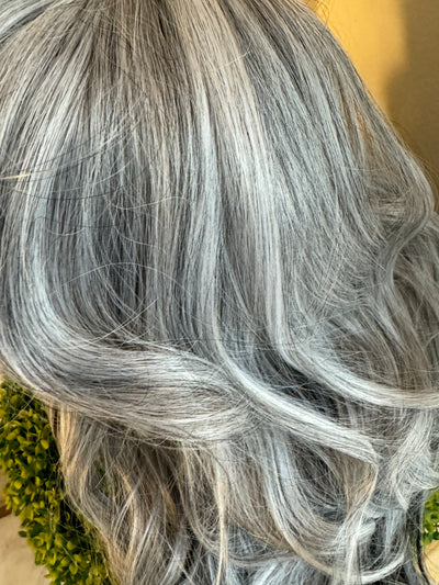 Tillstyle light grey silver wig with curtain bangs for women layered grey wig with pale white ends