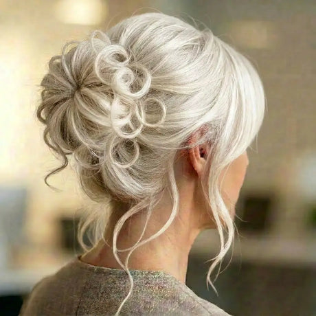 #color-creamy-white