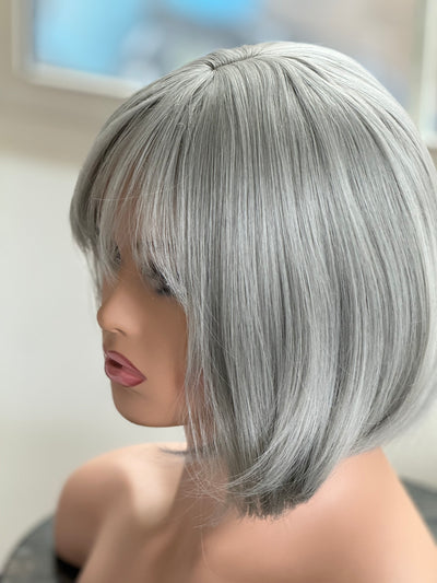 Tillstyle straight grey wig with bangs