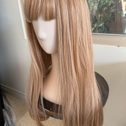 Tillstyle long  honey blonde /strawberry blonde straight wig  with bangs for women 26 inch middle part