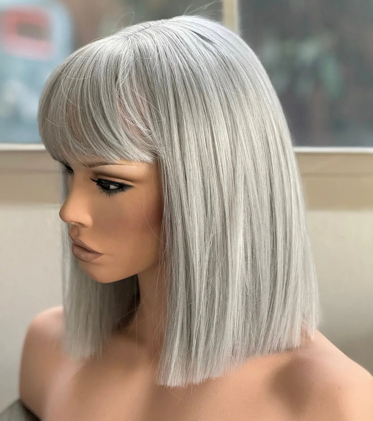 Tillstyle medium grey bob wig with bangs#color_medium-grey

