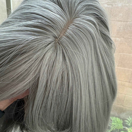 Tillstyle medium grey wig with bangs