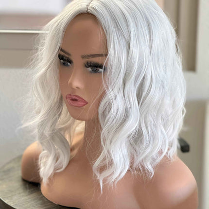 Tillstyle white wavy wig shoulder length