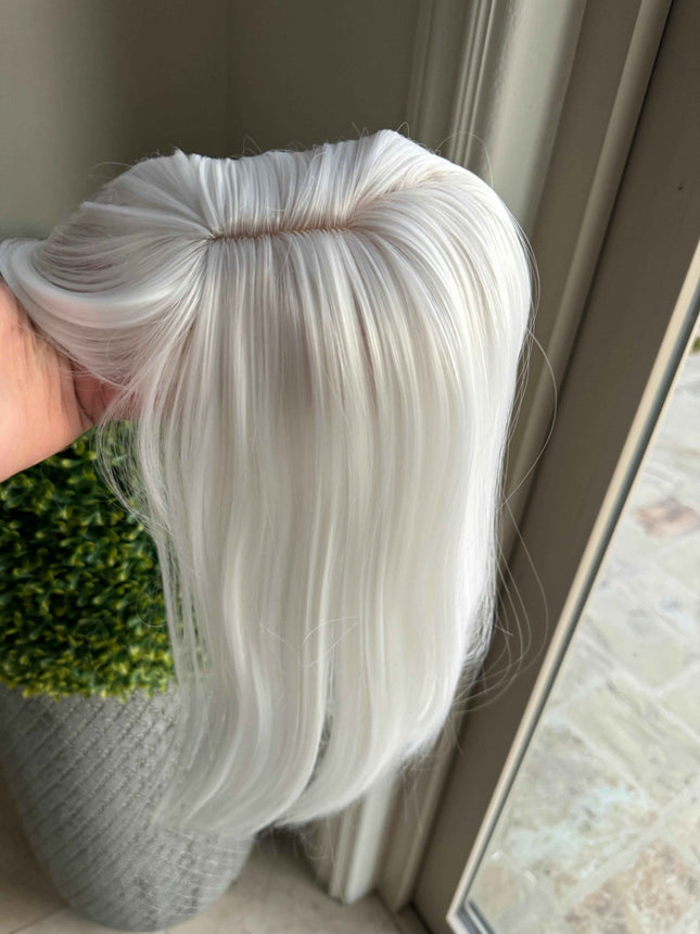 Tillstyle white hair topper with bangs