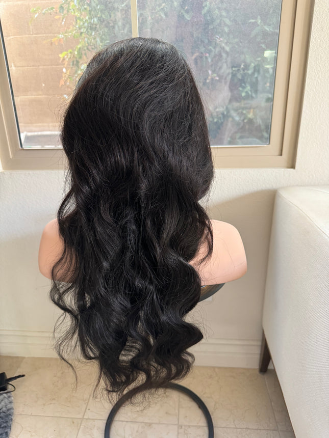 Loose body wave lace front human hair wig glue less wig pre-plucked baby hair