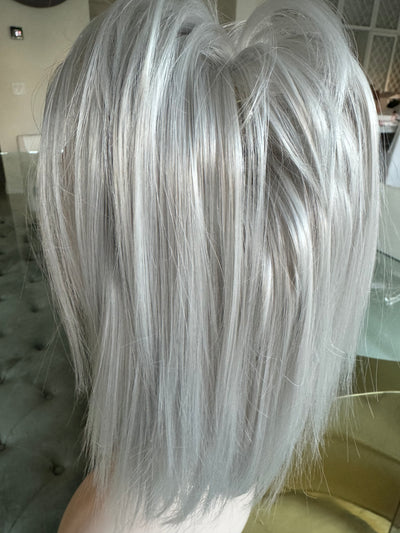 Tillstyle silver grey clip in pony tail straight