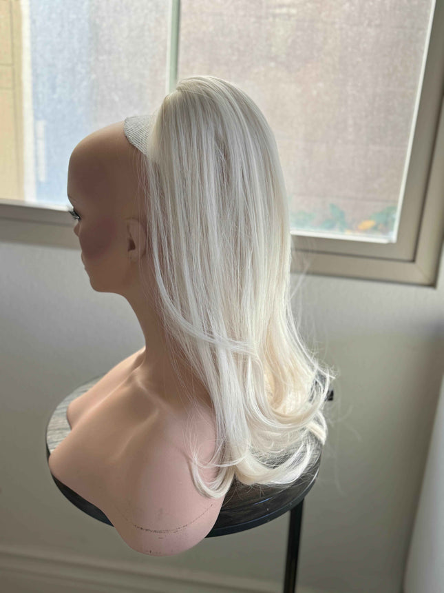 Tillstyle Platinum blonde pony tail