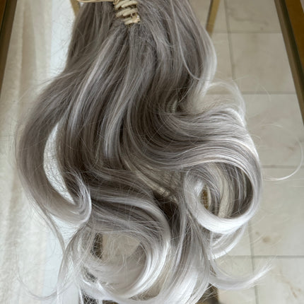 Tillstyle grey curly claw clip ponytail white ends