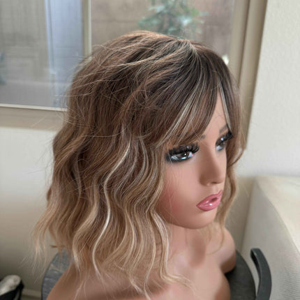 Tillstyle ash blonde water-wave short wig