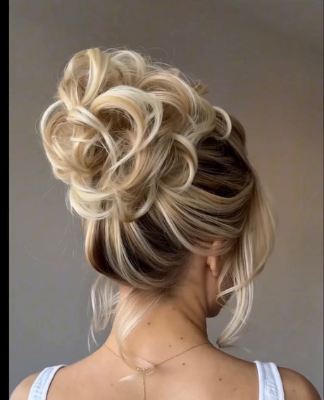 #color-Creme -blonde- highlighted