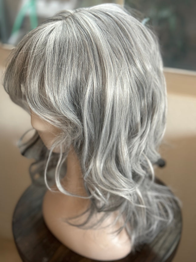 Tillstyle light grey silver wig with curtain bangs for women layered grey wig with pale white ends