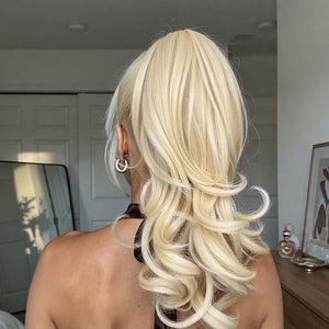 #color-light-gold-blonde-highlighted