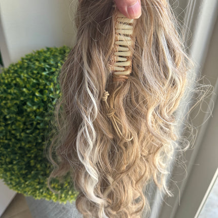 Tillstyle  ash blonde highlighted wavy clip in ponytail