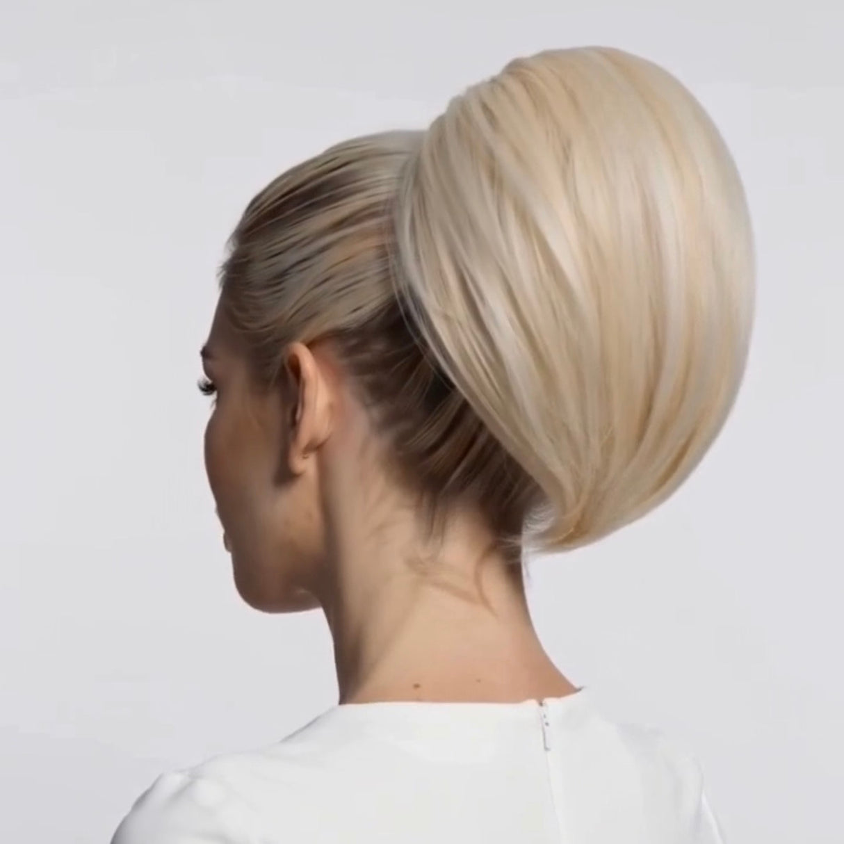 #color-light-creme-blonde