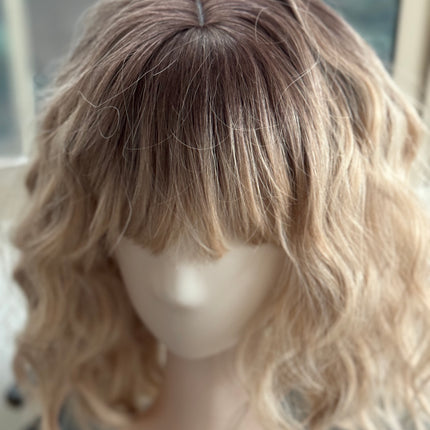 Tillstyle short ombre blonde/ash brown wig with bangs bob wigs for women loose body wave air bangs