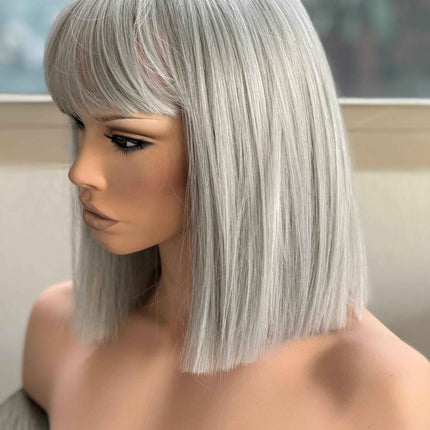 Tillstyle light grey silver bob  wig with curtain bangs