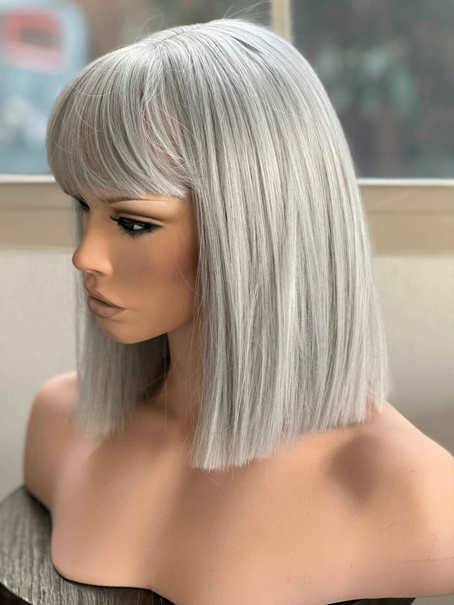 Tillstyle light grey silver bob  wig with curtain bangs