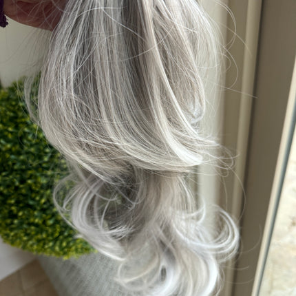 Tillstyle grey /white ends curly claw clip ponytail