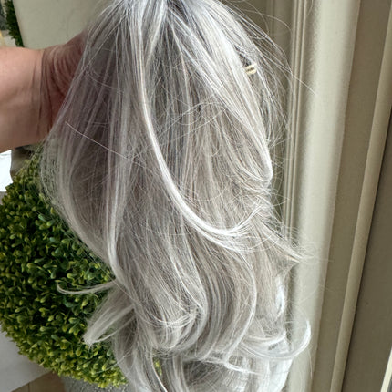 Tillstyle grey /white ends curly claw clip ponytail