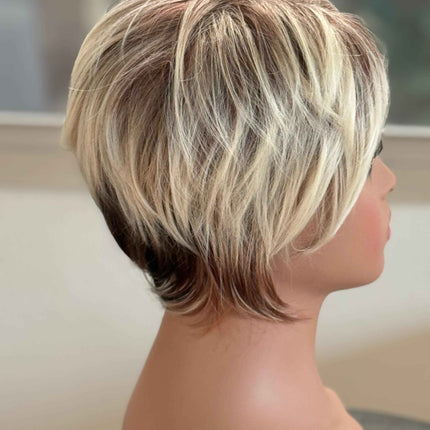 Tillstyle blonde short layered wig