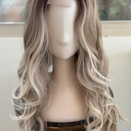 Tillstyle long ombre dirty blonde wavy for women 26 inch middle part curly wavy wig