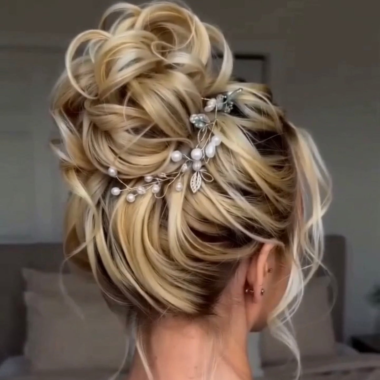 #color-dark-blonde