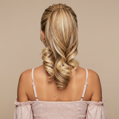 #color-sandy-blonde -with-bkeach-blonde-highlights