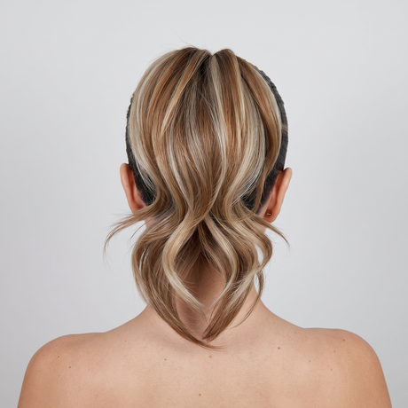 #color-walnut-mixed-bleach-blonde